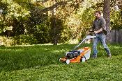 TONDEUSE TRACTEE STIHL RM448TC