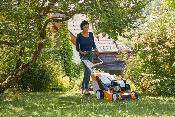 TONDEUSE TRACTEE STIHL RM650VE