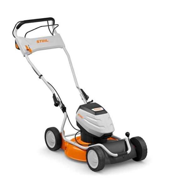 TONDEUSE TRACTEE STIHL RMA2RV