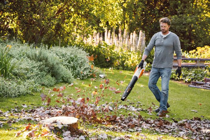 SOUFFLEUR DE FEUILLES STIHL BGA57 PACK AVEC BATTERIE ET CHARGEUR